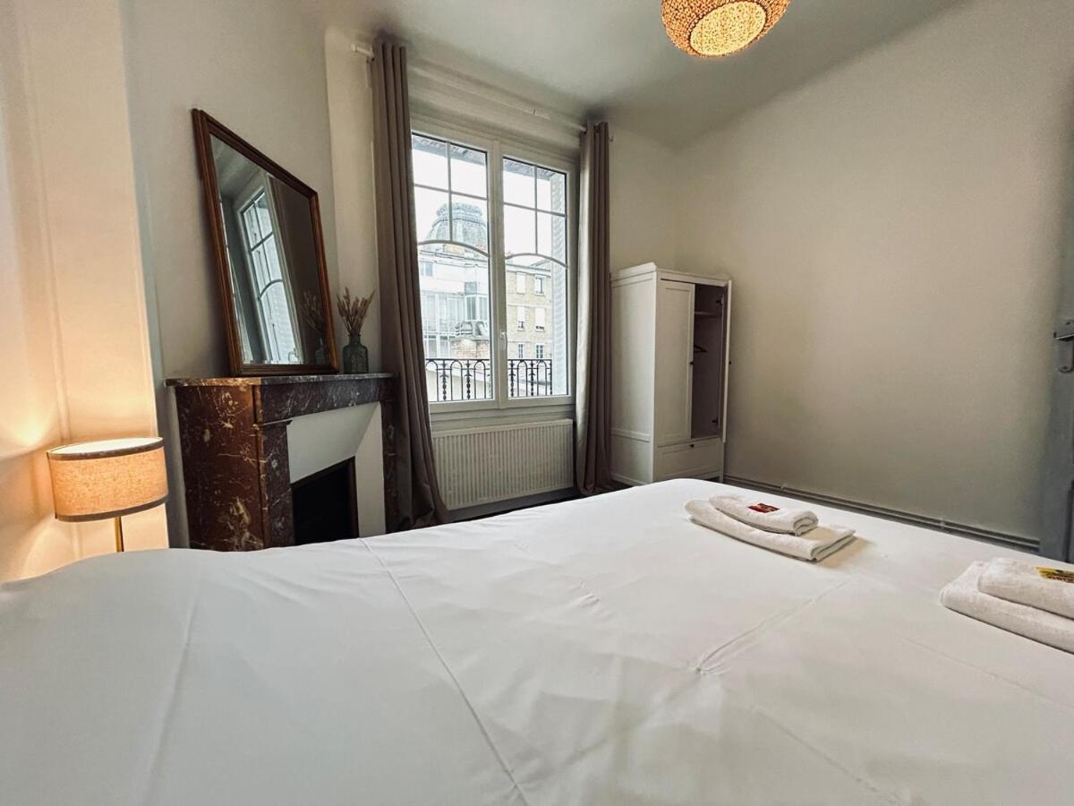 Jadart T3 Avec Balcon Au Pied De La Cathedrale Appartement *
