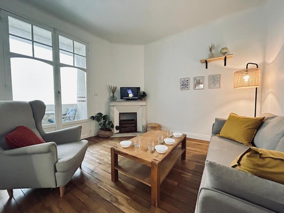 Appartement Jadart T3 Avec Balcon Au Pied De La Cathedrale *