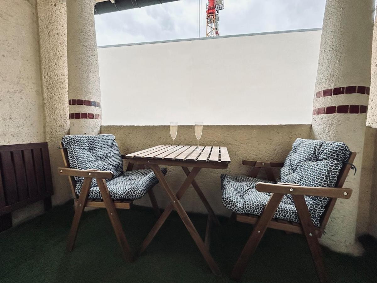 Appartement Jadart T3 Avec Balcon Au Pied De La Cathedrale
